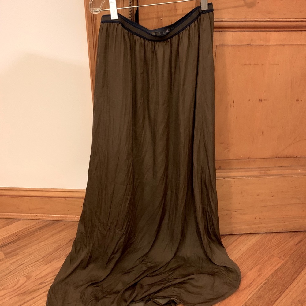 Long Skirt